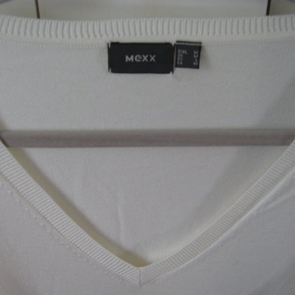 Mexx Offwhite V-neck Sweater - Picture 3 of 4